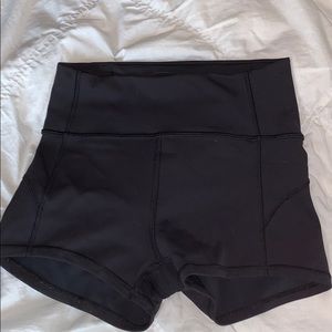 lululemon spandex shorts